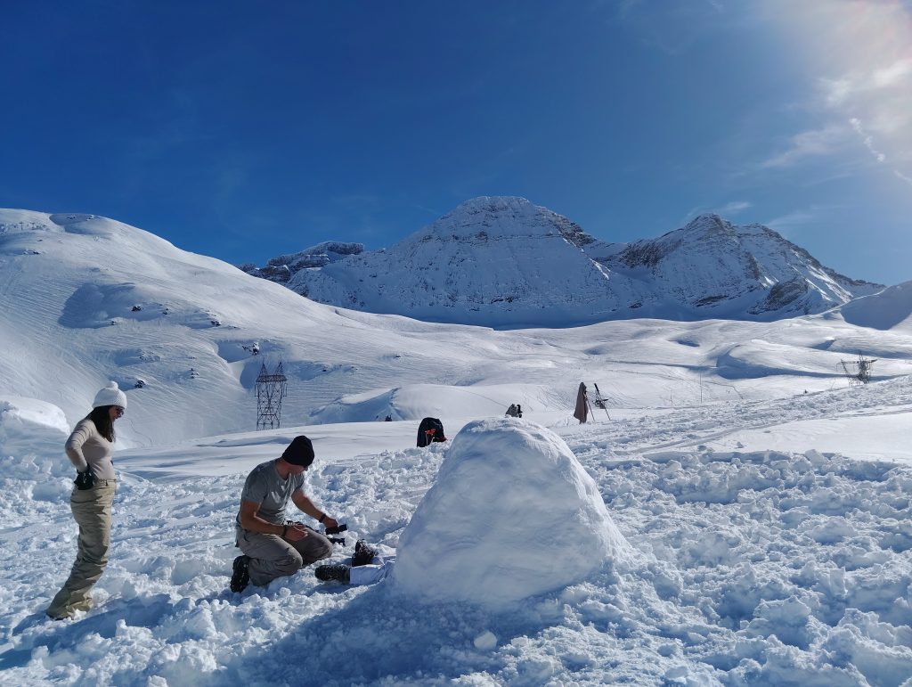 famille-hiver-pyrenees1